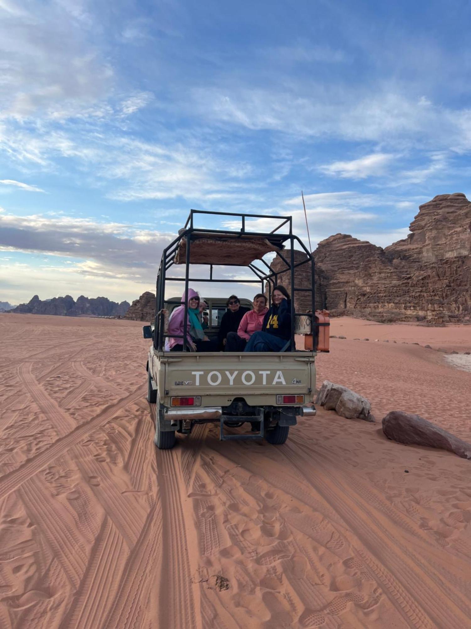 Wadi Rum Mars Camp エクステリア 写真
